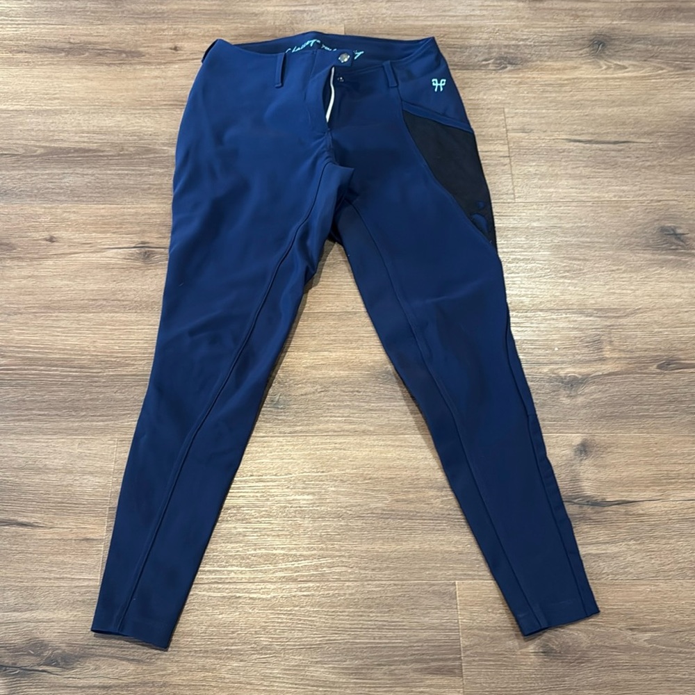 HORSE PILOT WOMENS BREECHES in NAVY. Size Med.